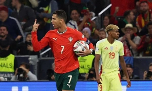 Sen Vàng chấm dứt hợp đồng với Thùy Tiên